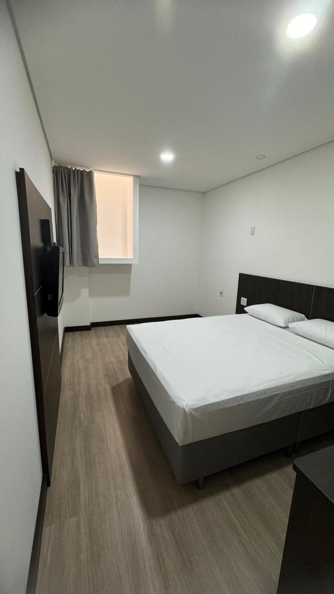 Riellis Center Hotel Ботукату Экстерьер фото
